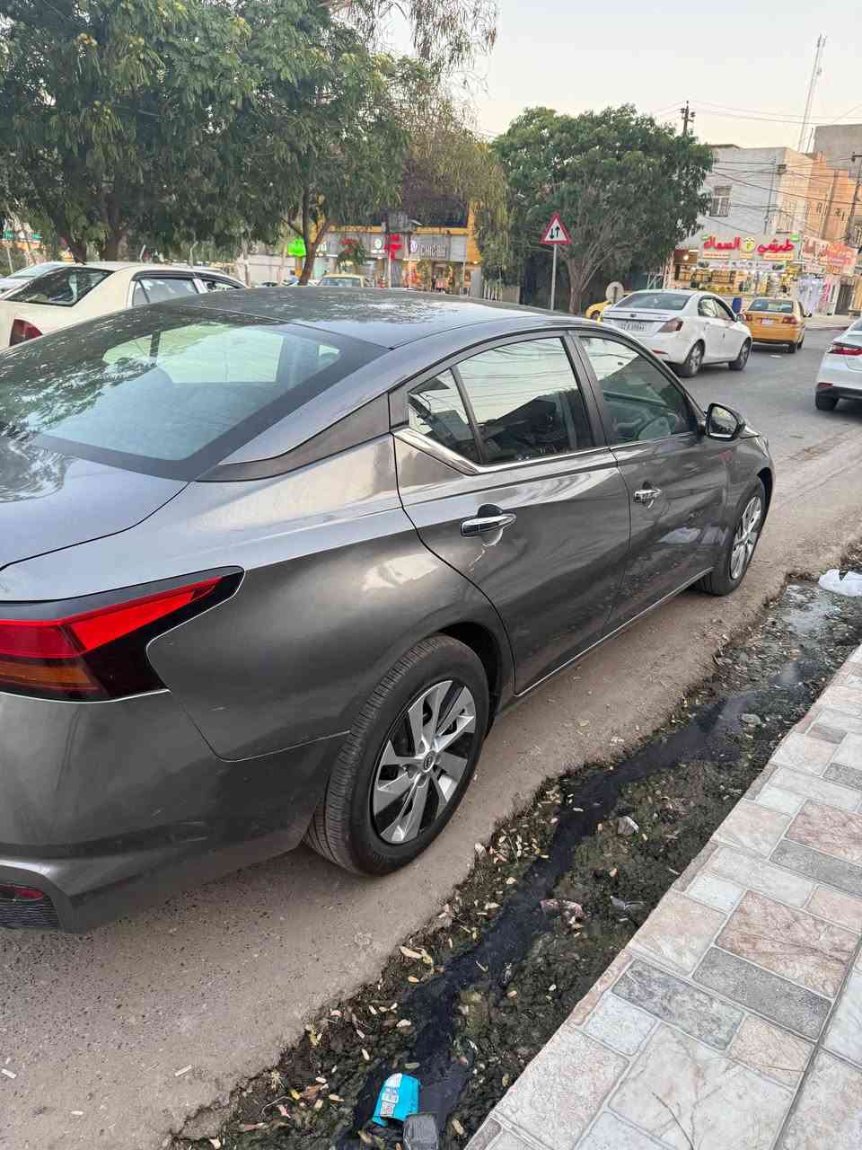 نيسان التيما S موديل 2024  كاتي اربيل وارد امريكي ماشية 7 الاف بيها 3 قطع صبغ و4 قطع كلير امريكا  ضررها بدون دواخل … ايرباك استيرن طاك وراجع سستم سعرها 127 وبيها مجال مكان السيارة اربيل للإستفسار
***********   /  *********** أربيل, العراق
