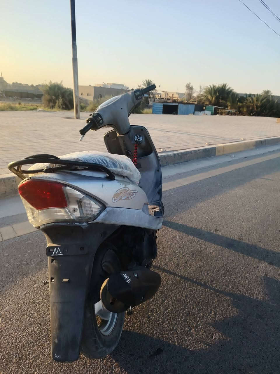 ماكس  منفولي النذافه ومفتوحه الدراجه بس مره وحده السعر مناسب كلش 575وبيه مجال


**إذا كنت صاحب هذا الإعلان وتريد حذفه لأي سبب، رجاءا أرسل رسالة إلى الدعم الفني**