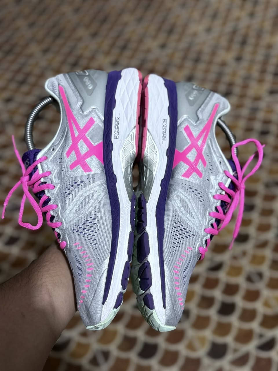 ازيكس اسم ملبوس
يلبس 43 او 43 ونص
يلبس طول القدم 27 ونص
يوجد توصيل


**إذا كنت صاحب هذا الإعلان وتريد حذفه لأي سبب، رجاءا أرسل رسالة إلى الدعم الفني**