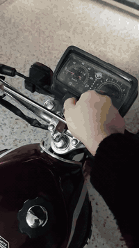 اماتورة بوفروشتن موديل 23بيعيبة هيج كيشةي نية سولينك ابو ختمة مال دووستة وةك لةڤيدووكة ديارة بةيك هةندر ايش اكات مةنفيسةي هةية***********
***********
