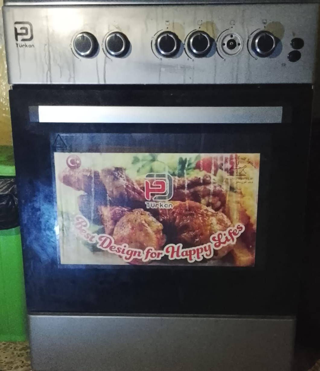 للبيع طباخ ثلاجه نظيفات الاستفتار  ***********
