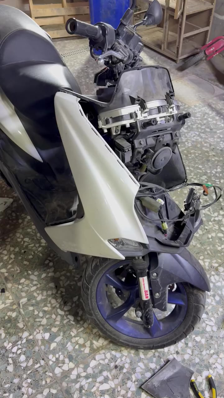 السلام عليكم ماجسته اس حديث ٢٠٢٢ مدعومه الداجة شاصي وماشه بلكارتون وكينه بلجيس صار شعر منزليها ماشيه ٢٧ الف غراضها موجوده بس متضرره سعر ١٥ وبيها مجال
***********
•••
Do
