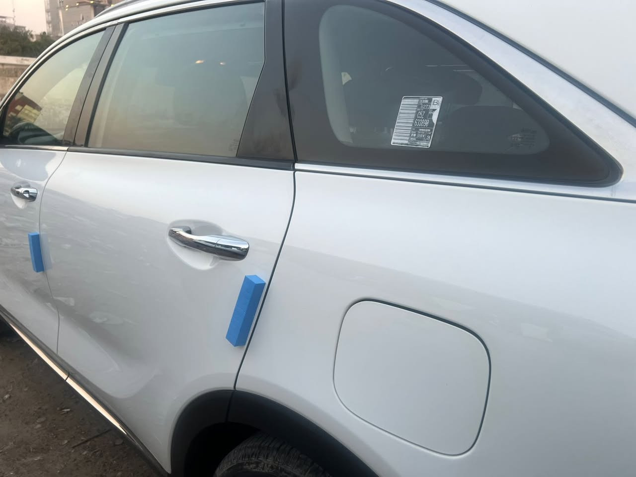 السلام عليكم 
كيا سورنتو موديل 2020 مواصفات نص فول السيارة نظيفة و خالية من كلشي من الصبغ و البارد و التبديل مكان السيارة زيونة 
للاتصال ***********
