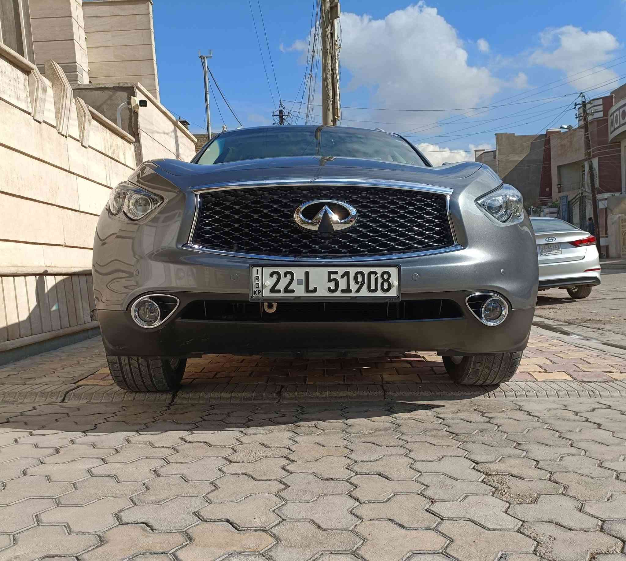 *..السلام عليكم..*
نيسان انفنتي QX70 موديل 2019
وارد خليجي كلين تايتل بدون غرق او حادث و كل القطع ليبل واحد
ماعدا الي مأشر عليه بي صبغ بسيط بالبنيد
رقم صاحب سيارة *********** للستفسار عن السعر
المحرك و الكير مكفول و التبريد وباقي الكهربائيات ايضا
المواصفات  : -
ملاحظة :- دعاميات السيارة مصبوغه كلير للجماليه فقط يعني لاحادث ولا اي شي على الفحص
1- المحرك VVEL V6/3.7
2- 4WD دفع رباعي
3- بصمة تشغيل
4- بصمتين بلادي
5-  (بصمة باب)يدات نيكل
6- (فتحة سقف (سلايد روف
7- (فتح الصندوق بالبصمة)صندوق شفط كهرباء
8- شاشة مع كاميرا خلفية
9- حساسات خلفي امامي
10- كشنات جلد / تبريد و تدفئه
11- كراسي كهرباء / خزن ميموري
12- دمام خلفي مع سستم صوت BOSE
13-  تبريد منفصل قطعتين مع تبريد خلفي
14- إشارة ترحيب بعلامةانفينيتي
15- دبل اكزوز
16-  زينون عالي / ناصي / بلوجكترات ضباب
17-  ادامه بالكامه
18- المقدس بعده منازل
19- جميع العده كامله وعلى وضع الشركه
20-  تزويد السياره بشاشه كار بلي
21- تزويد السياره بداتاشو لعرض كل انضمة السياره من ضغط وحرارة ورون مع السرعة على الزجاج الامامي
22- تزويد السياره بحمالات سيبايه
23- فرشت صندوق ربر
24- كروس تحديد سرعه
مكان السيارة بغداد
