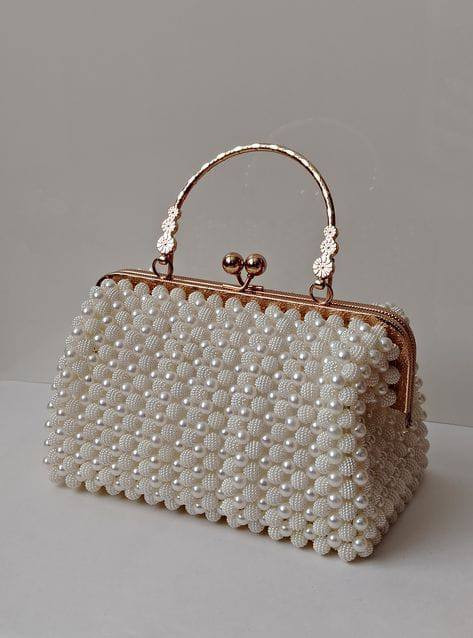 اعمال يدويه جنط حسب الطلب للحجز
تواصل على الخاص


**إذا كنت صاحب هذا الإعلان وتريد حذفه لأي سبب، رجاءا أرسل رسالة إلى الدعم الفني**