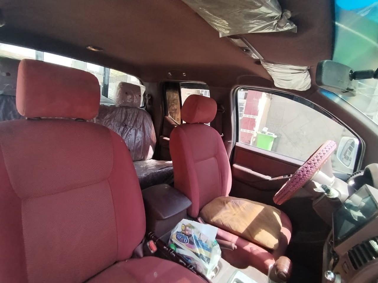 السلام عليكم
نيسان نيفاره 2012 

كير مكينه مكفولات 

تبريد ثلج 

تخم تاير جديد 

باتري جديد 

حداديه ثمانين بالميه 

الحادث مرفق بالمنشور السونار. 

السعر 80 وبيها مجال قليل 

الرقم ***********

الرقم ***********
