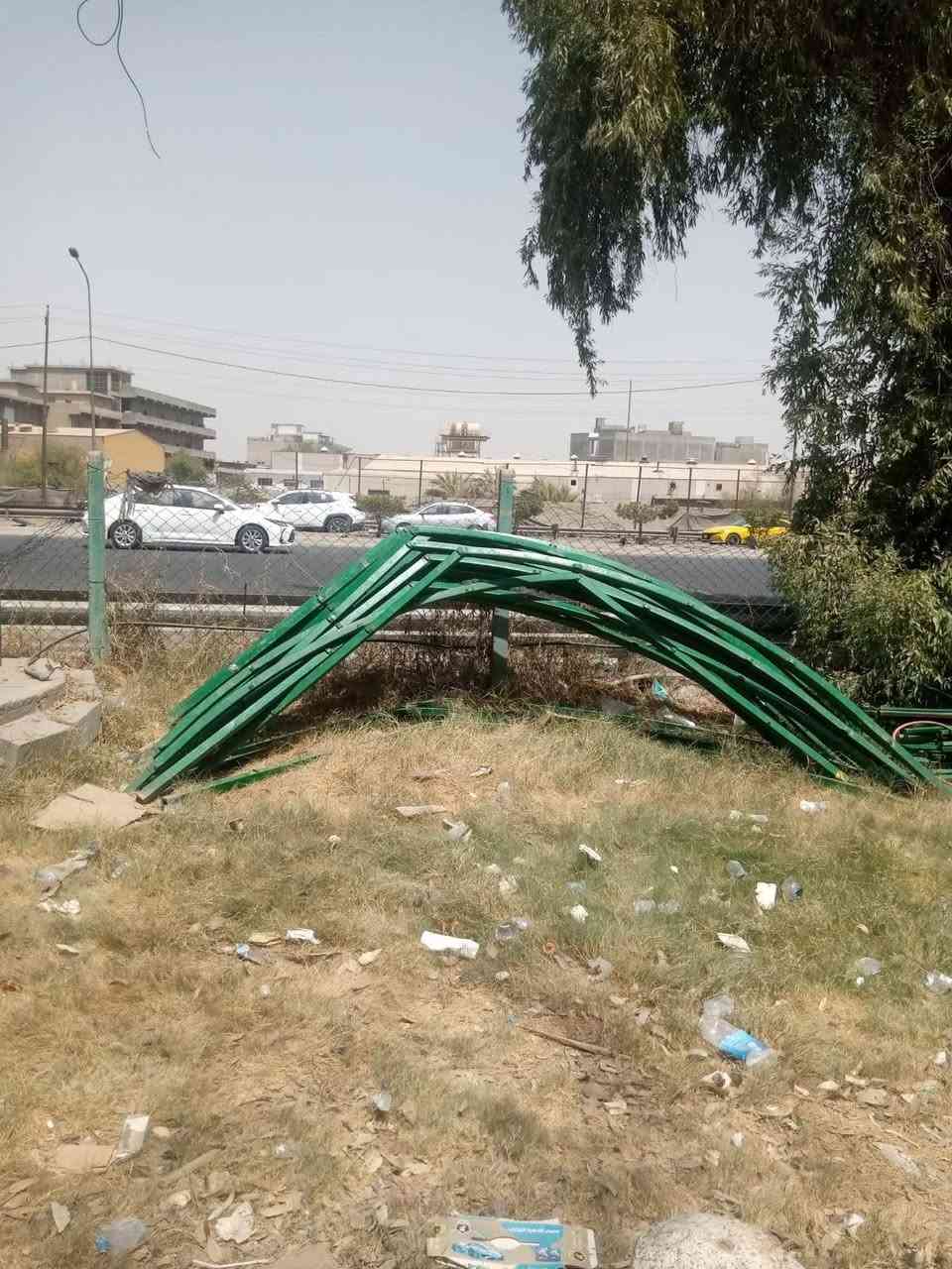 جادر للبيع 14 طراحيه و11 قوس للتواصل الرقم ***********
