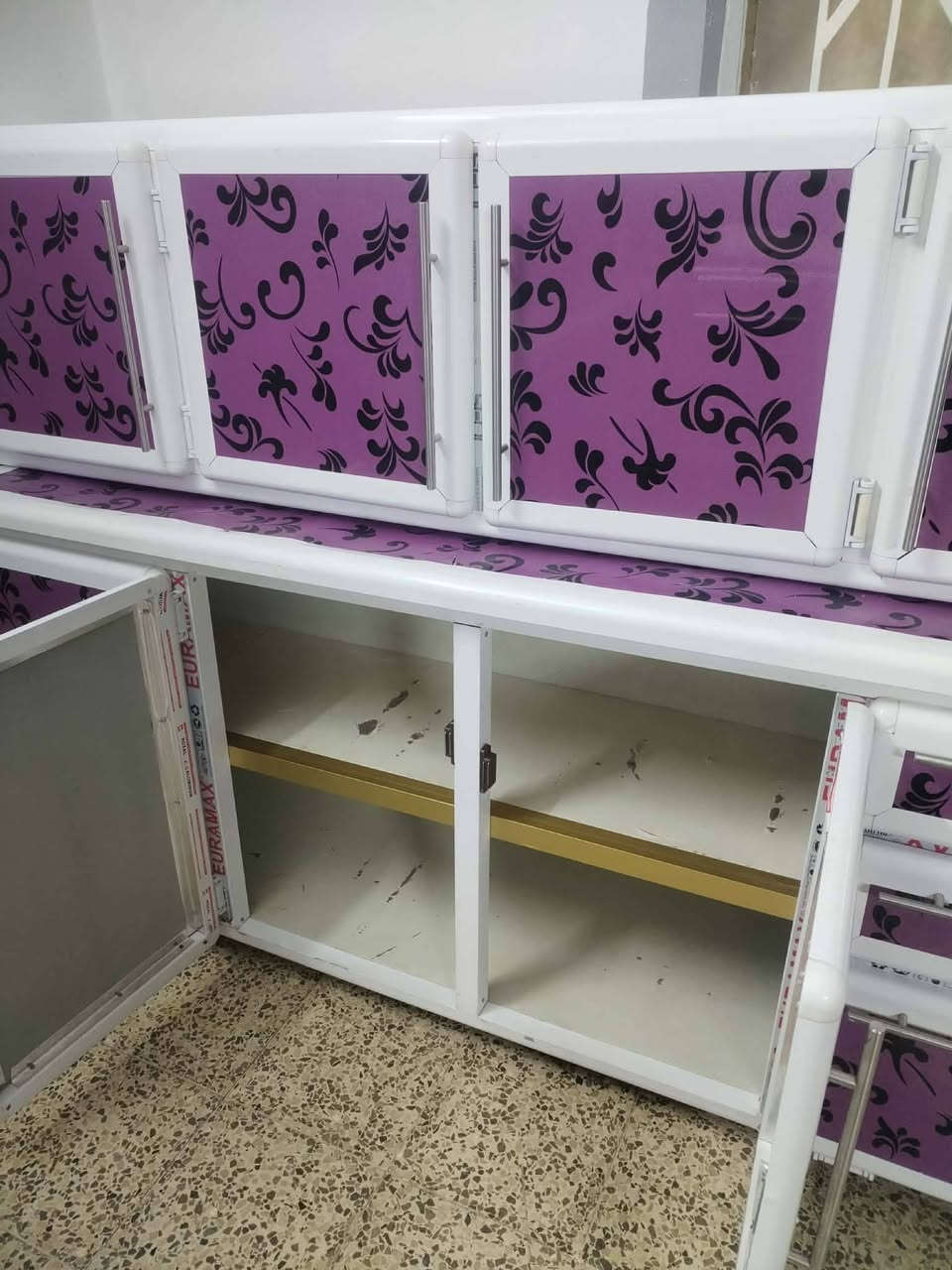 كاونتر مترين وسنكي مالو متر ونص كرانيت السعر 280 بي مجال قليل نظيفه وثقيل


**إذا كنت صاحب هذا الإعلان وتريد حذفه لأي سبب، رجاءا أرسل رسالة إلى الدعم الفني**