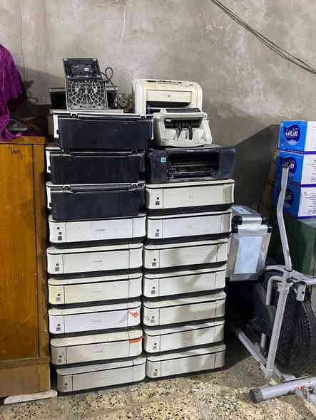 طابعات وأجهزة استنساخ كانون للبيع مال مزاد مكانه محافظة النجف الاشرف *********** ويوجد لابتوبات كميه الي يحب يتواصل عال رقم
