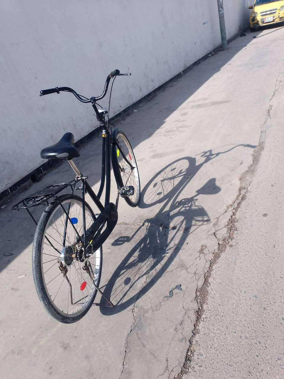 السلام عليكم بايسكل عبد الحليم للبيع بايسكل نظيف اغراض البايسكل كامل السعر 70 وبي مجال موديل 17 شركه البايسكل فورمر مراوس بموتور


**إذا كنت صاحب هذا الإعلان وتريد حذفه لأي سبب، رجاءا أرسل رسالة إلى الدعم الفني**