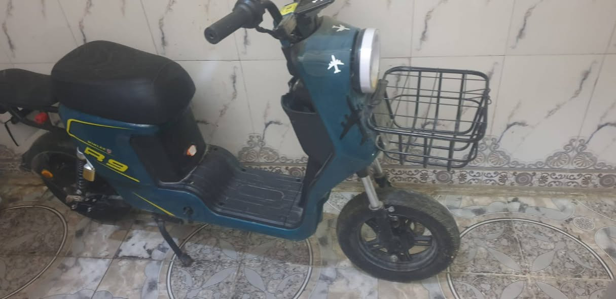 السلام عليكم  دراجه شحن نوعه ارتي جديده مكفوله  ناقصه فقط بطاريات  السعر 325 العنوان البصره ابي خصيب نهر خوز ***********
أنه مكلف بل نشر
