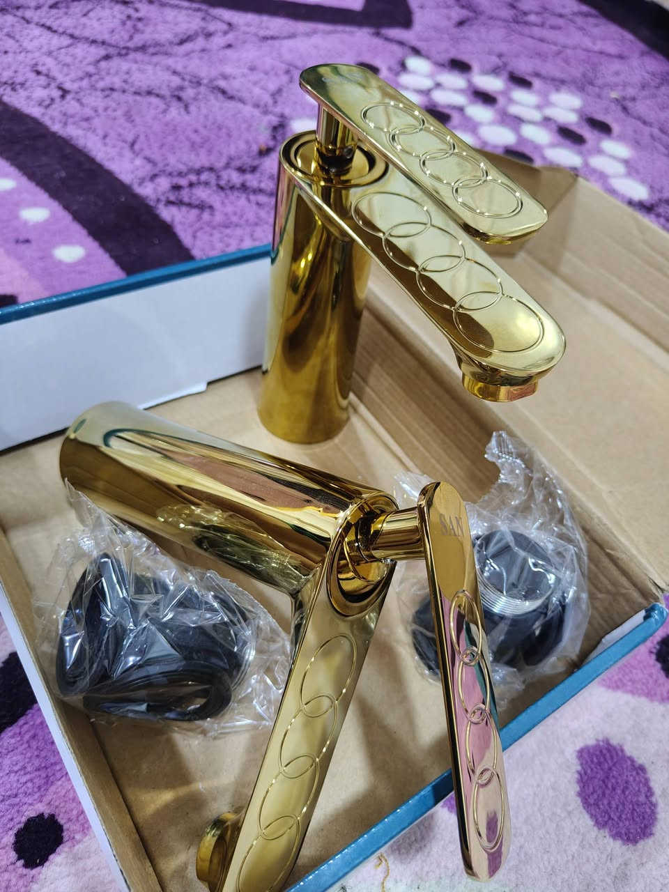 2 خلاط مغسلة اوربيات ثقيلات جدا جدا حوالي كيلوين ثنيننهم يفيدنه يراسلني


**إذا كنت صاحب هذا الإعلان وتريد حذفه لأي سبب، رجاءا أرسل رسالة إلى الدعم الفني**