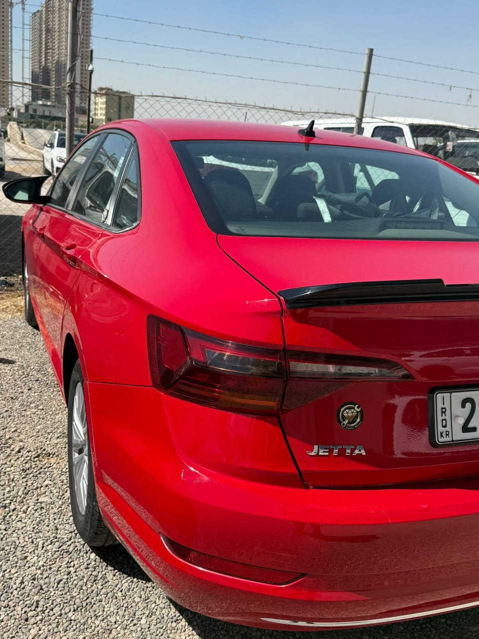 جيتا ٢٠١٩  S
الضرر موضح بلصوره 
ربع بنيد + مبدل جاملغ سكن امامي 
باب السكن الامامي ( عيار + بارد) 
جاملغ خلفي ( صبغ بلهلال) 

بدون ايرباك / ايرباك بلادي 

سيارة ماشية 112 الف كيلو 

سياره عليها صيانة كامله ( دهن كير   - صدر السياره - سيرفس كامل)

كير ومحرك مكفول 

 مواصفات S معروفة ( شاشه وكاميرا ولايتات زينون وتحكمات ستيرن ومثبت سرعه ورادار امامي وتحديد مسار ودبل سويج. ليد Led امامي - رادار مرايات جانبيه)

 بسيط ‎السعر ١٣٨ وبيها مجال
***********
مكان السياره كركوك
