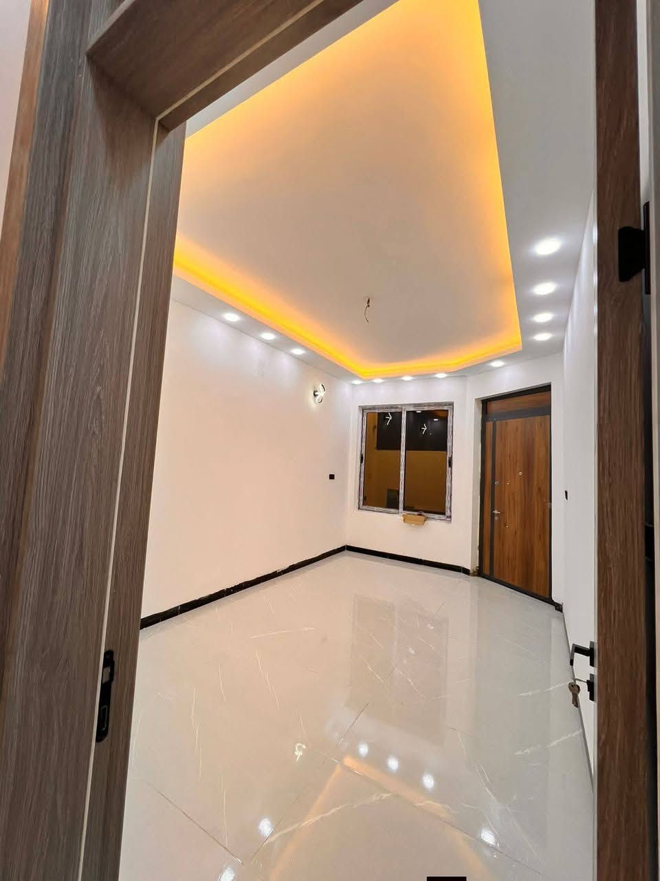 🏡 للبيع – دار  زيرو جاهز للسكن 🏡
🔹 الموقع: بغداد – الدورة – البوعيثة

منطقة هادئة وقريبة من جميع الخدمات 🛍️🕌🏫 

تفاصيل العقار:

✅ المساحة: 100 متر

✅ الواجهة: 6.25 متر

✅ النزال: 16 متر

✅ عدد الطوابق: طابقين وبيتونه ✅حديث

مواصفات البناء:

✔️ 4 غرف نوم واسعة

✔️ استقبال مريح

✔️ صالة واسعة

✔️ مطبخ بتصميم عصري

✔️ صحيات عدد (2)

✔️ تشطيب درجة أولى مع جميع الخدمات

🛑 ملاحظة: الدار جاهزة للسكن فورًا

📜 نوع العقار: طابو زراعي – سند 25 – تنازل شركه و إقرار محكمة

📞 للاستفسار:

📲 اتصال أو واتساب على الأرقام:

☎️***********

📩 لمزيد المعلومات تواصل وا معنا
