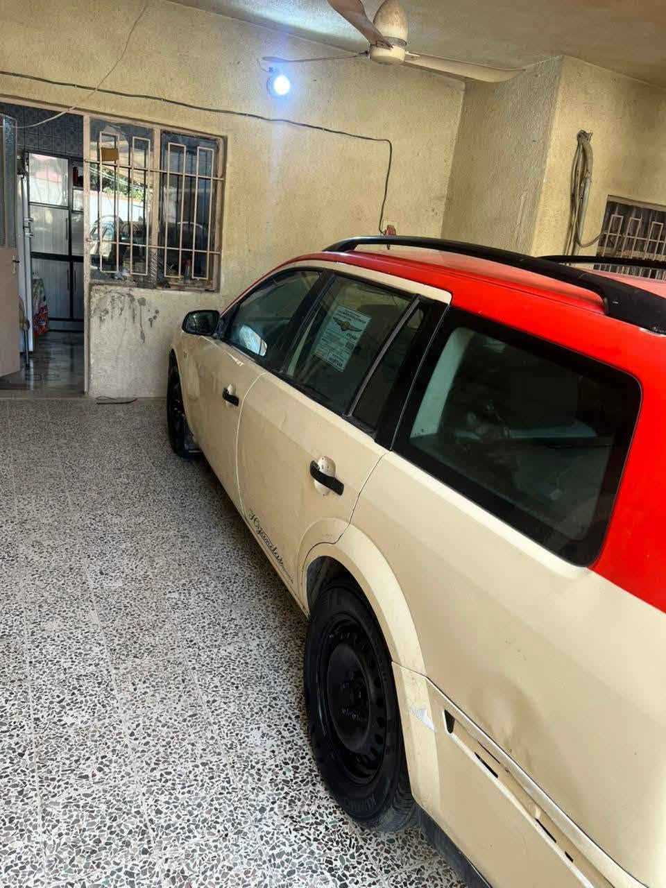 فورد مونديو 2007 سعرها 32  وبيها مجال نقص تبريد فقط
*********** 
مكانها ديالى بعقوبة بعقوبة, ديالى
