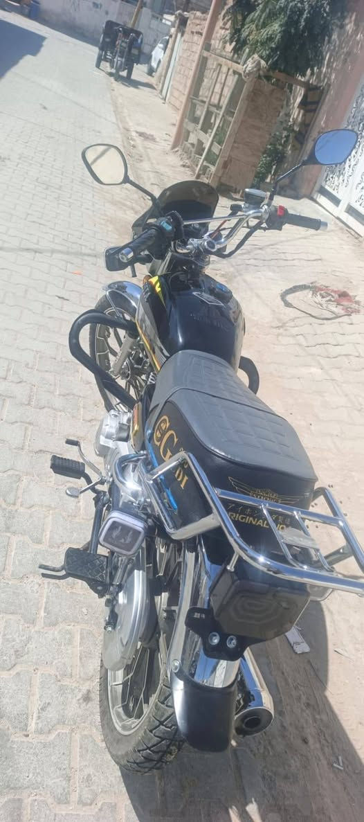 سيڤاني مديل 25 طالعه بشهر ثاني صارلها شهر مكلف بنشر دراجه وكيل عارضي برغي منقصها مكان نجف رقم صاحب دراجه ***********
