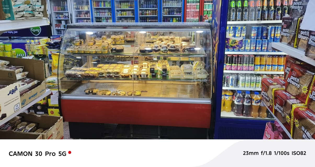 السلام عليكم
يوجد عارضة كيك للبيع
العارضة موجوده حالين بسنتر بياسين خريبط
شغاله وجاهزه بس تتفق ويه صاحب السنتر 
تنزل بيها شغلك وصاحب السنتر إنسان جداً راقي
تريد تشتريها وتسحبها بكيفك 
أنه انتقلت لمكان بعيد وصارت بعيده على مكان عملي 
باقي التفاصيل على الواتساب 
***********
ملاحظة بعد كم يوم ايصادف عيد الام مناسبه قويه
