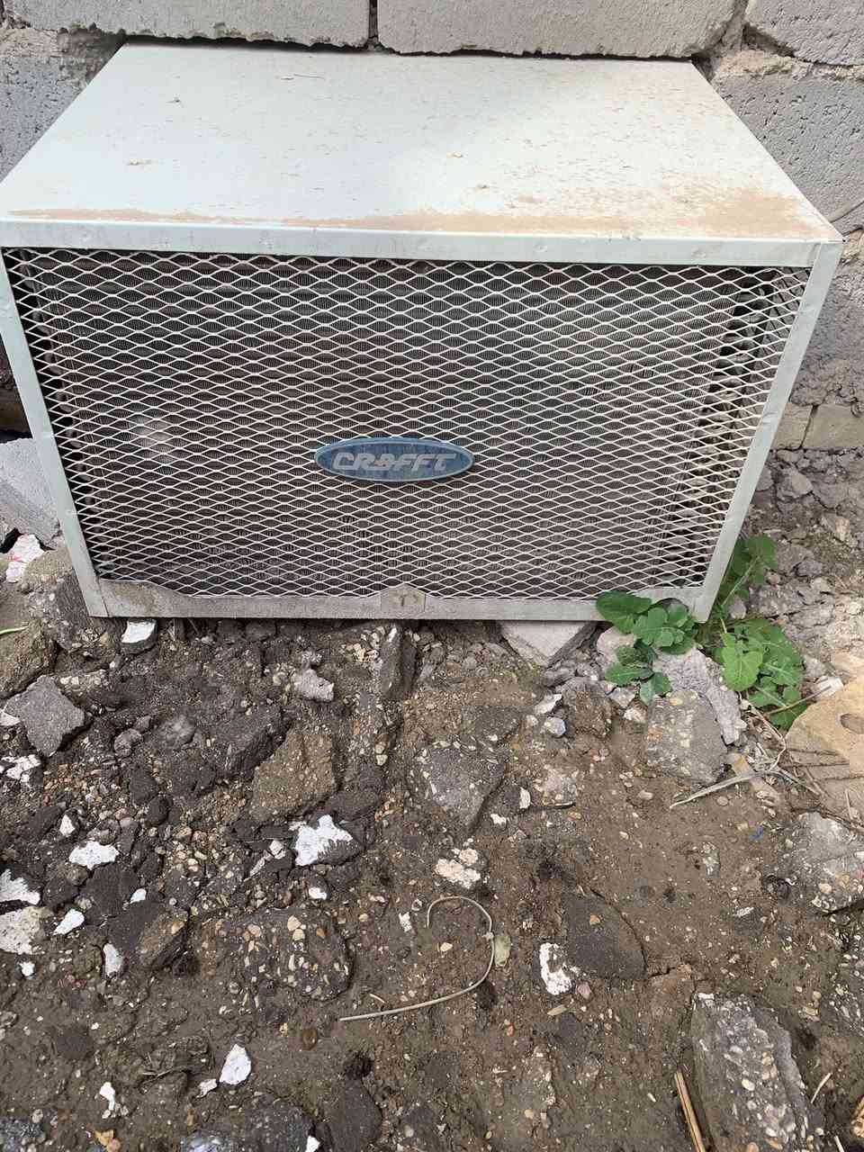 السلام عليكم للبيع تدفئه تبريد نضيف حيل السعر 300وبي مجال رقم *********** خاص ماكو اتصلو على صاحب الرقم مجرد وصيط
