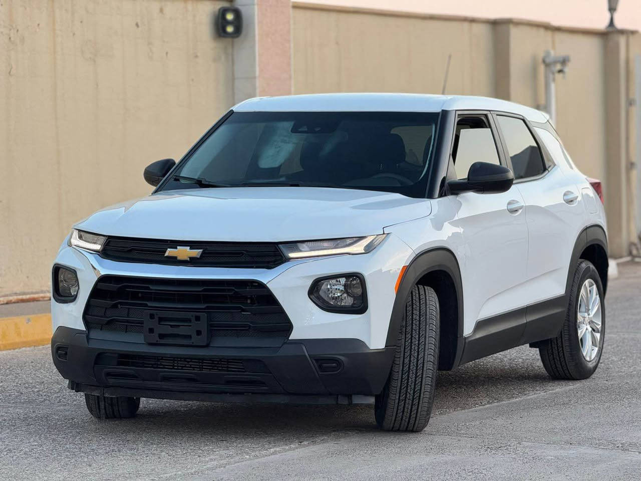 Chevrolet trablizer 2023
جملغ و ربع بوند صبغ 
بدون ارباك بدون دواخل
رقم : ***********
مكان : عقره - ئاكرى
سعر : 113$ اكر, نينوى
