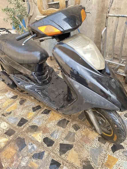 بريز للبيع شغاله سلف هندر كهربائيات شلعه قويه بس بيها صوت لو كلجات لو اكسل  بغداد الحبيبيه السعر 400
***********
