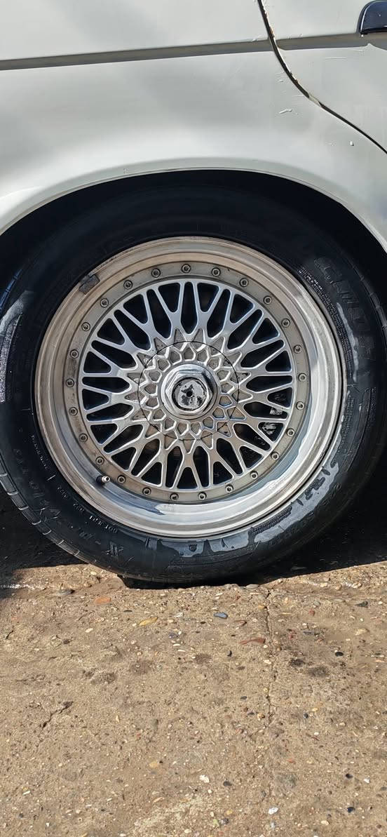 ويل BBS  بي بي اس رياضي 
حجم 17 تايرات نضاف شعندك مراوس نزل مكاني موصل 🥰


**إذا كنت صاحب هذا الإعلان وتريد حذفه لأي سبب، رجاءا أرسل رسالة إلى الدعم الفني**