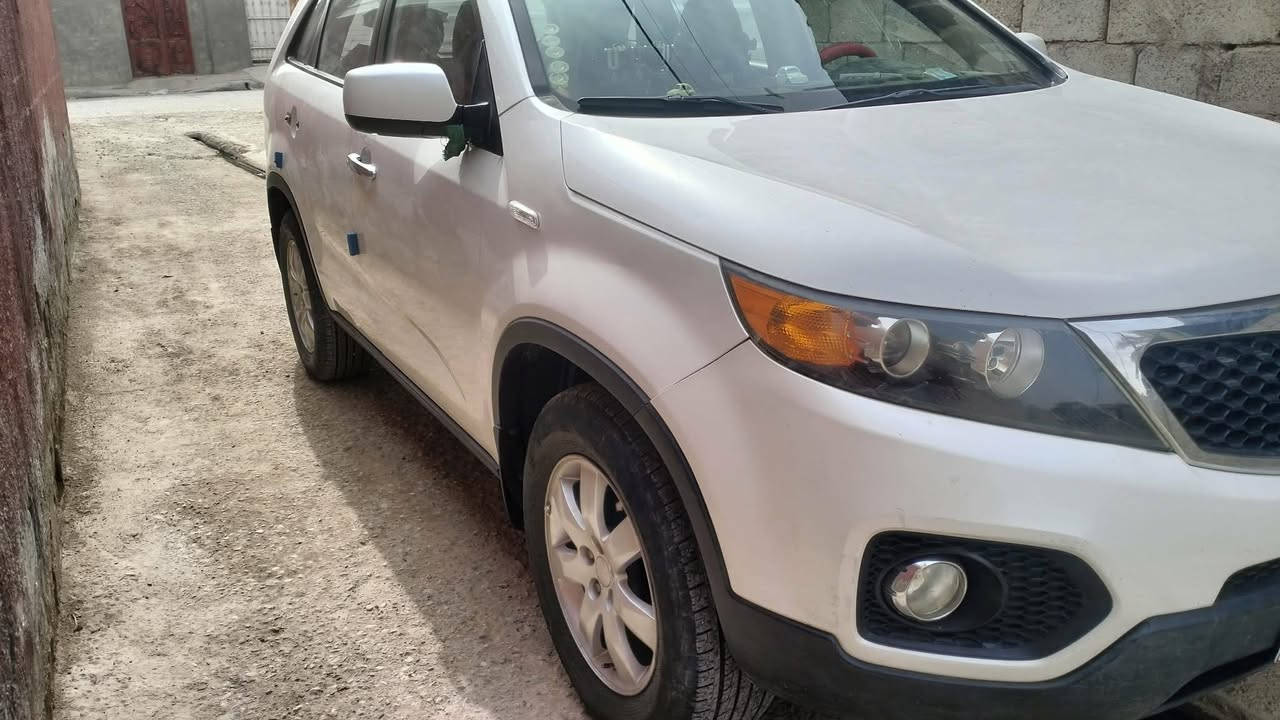 السلام عليكم سياره سورنتو استيراد خليجي موديل 2011 محرك 2400 نظيفه وحلوه ومرتبه وبيهه تبديل قبق جنطه بي طخه والباب موجود رقم واسط  خاص مفتوح


**إذا كنت صاحب هذا الإعلان وتريد حذفه لأي سبب، رجاءا أرسل رسالة إلى الدعم الفني**