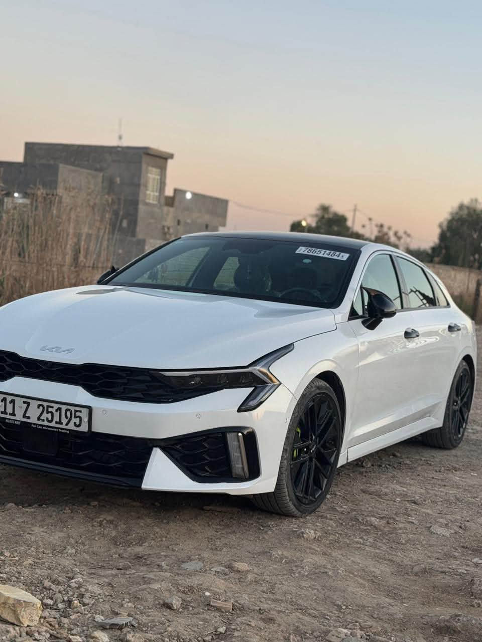 السلام عليكم 

للبيع كيا K5 GT موديل 2025 (أمريكي) 🔥
ماشيه 15kmالف
* موديل 2025
* فئة GT (أعلى فئة رياضية)
* محرك 2.5 تيربو GDI
* قوة 290 حصان
* جير أوتوماتيك DCT دبل كلج 8 سرعات
* جنوط رياضية 19 إنش
* فتحة بانوراما
* شاشة 12.3 إنش
* عدادات رقمية
* Apple CarPlay وAndroid Auto
* مقاعد جلد رياضية GT
* تبريد وتسخين للمقاعد الأمامية
* شاحن لاسلكي
* كاميرا خلفية
* رادار، مثبت سرعة ذكي، المحافظة على المسار، مراقبة النقطة العمياء، وحساسات

السيارة نظيفة جدًا، قيادة رياضية ومريحة، ومواصفاتها كاملة. للاستفسار أو المعاينة يرجى التواصل على الخاص 
مكاني بابل والحادث موضح في الصور والسونار 
***********
