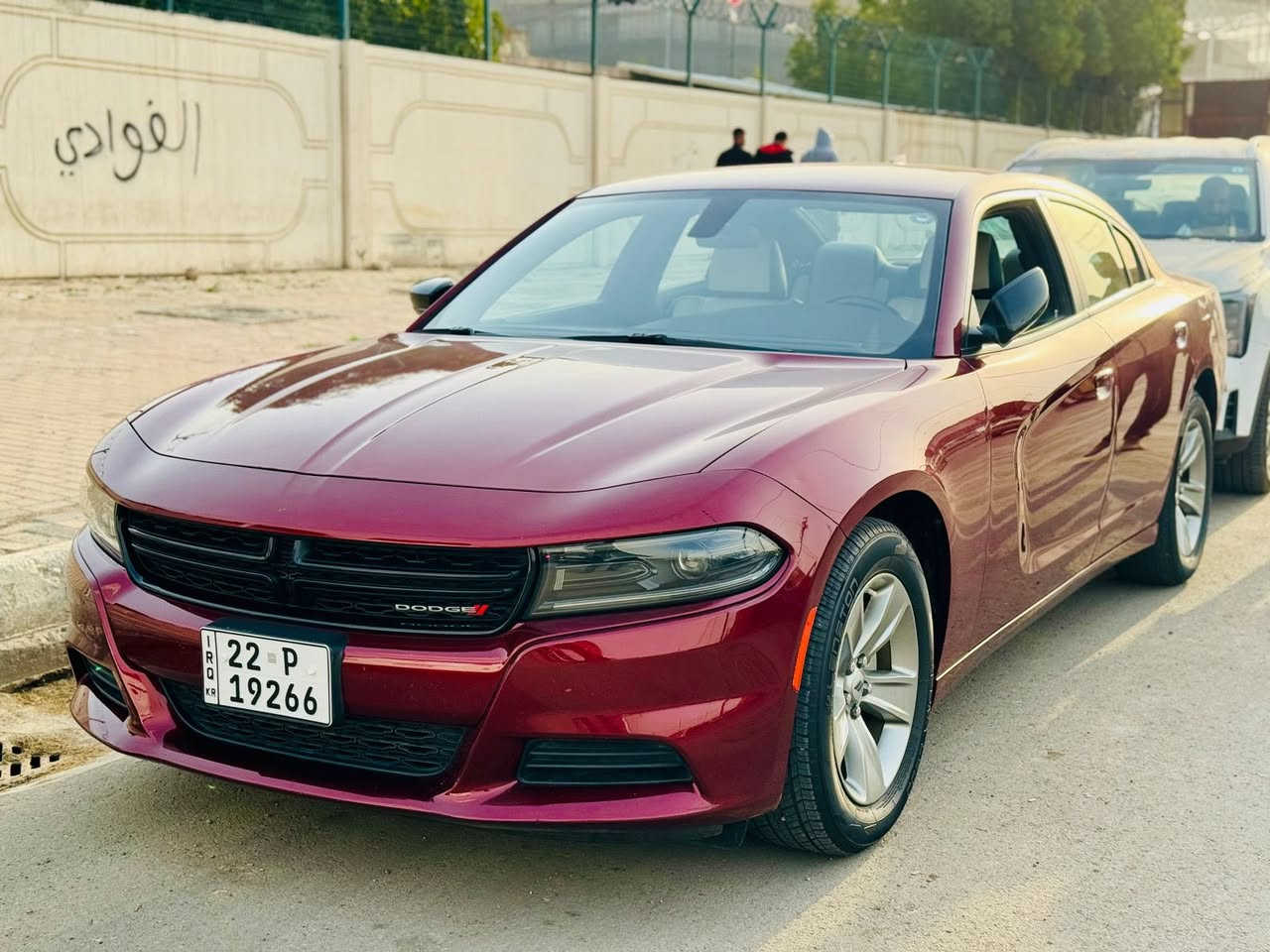 دوج تشارجر2023 
موصفات sxt
السياره ماشيه:mi23٫000
حادثها جاملغ خلفي جهت اليمين مصلح عل بارد السياره مكفوله من الصبغ فقط الدعاميه الخلفيه مصبوغه بدون ارباك السياره الداخل جلد ابيض السياره كلش جديده
كارفاكس (كلين)
للتواصل:***********
سعر السياره 27٫500$ بيها مجال
