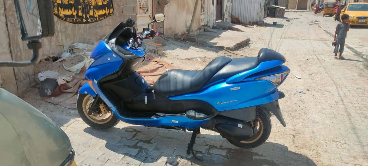 السلام عليكم فورزا09 للبيع السعر 950 الف وبيها مجال قليل مكاني المدينة ***********
