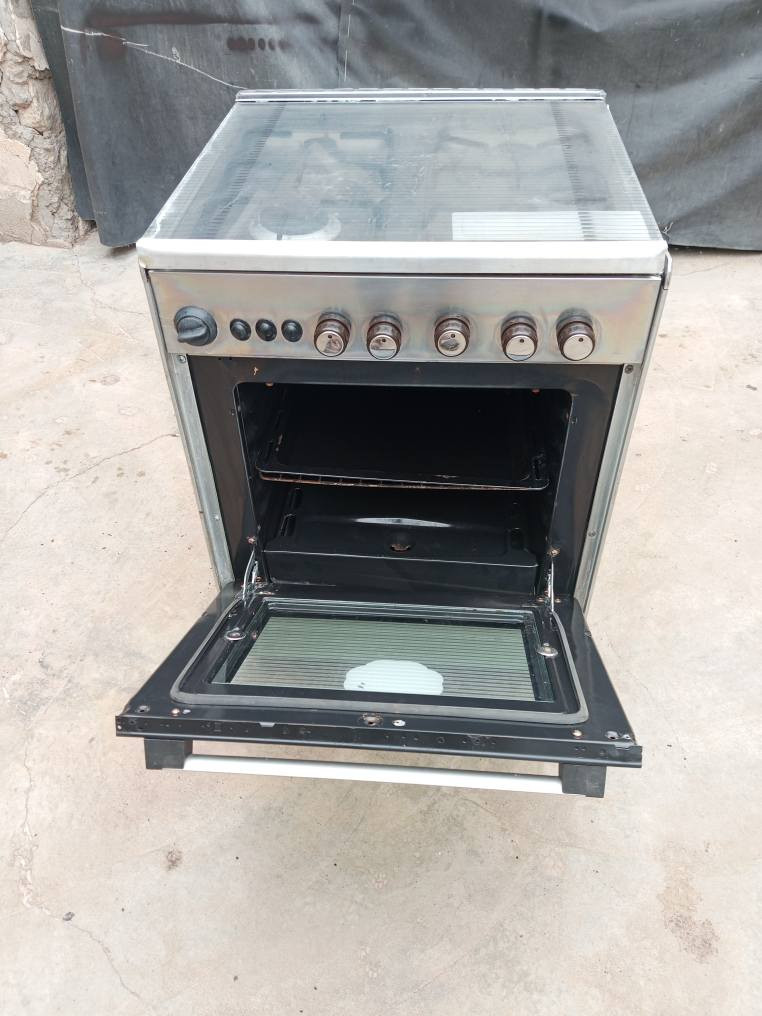 طباخ تكنو عشتار مصري باب الاول شرط الشغل عالفحص العيون والفرن السعر125 وبيه مجال شراي تفضل خاص.كركوك كركوك, العراق


**إذا كنت صاحب هذا الإعلان وتريد حذفه لأي سبب، رجاءا أرسل رسالة إلى الدعم الفني**