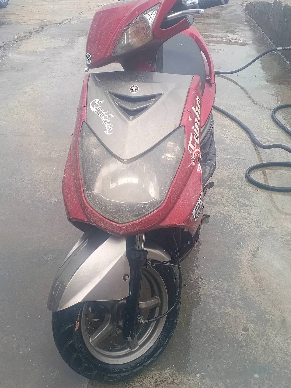 السلام عليكم ورحمه شباب الدراجه مامفتوحه الدراجه موديل 2009ياباني نوزل بيه نكوصات بصيطه نواعم 700وبيه مجال الشراي اكفلك مكنه ومن حلال وحرام بس هذه رقمي وتعاي وتساب ***********