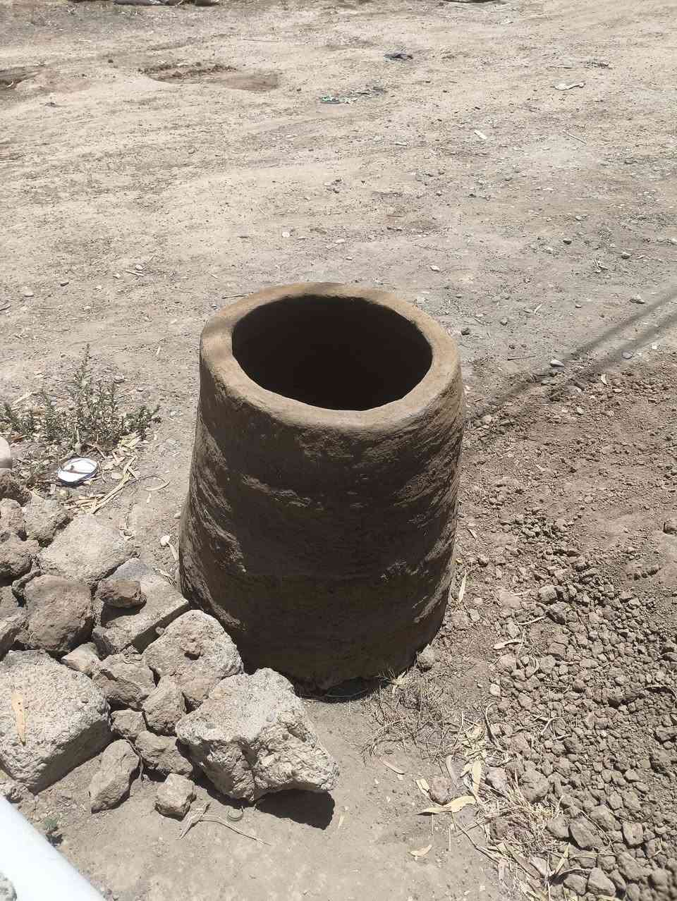 تنور طين للبيع شكد ما تريد حسب الطلب
السعر  25 الف قفل 
للاتصال ***********
