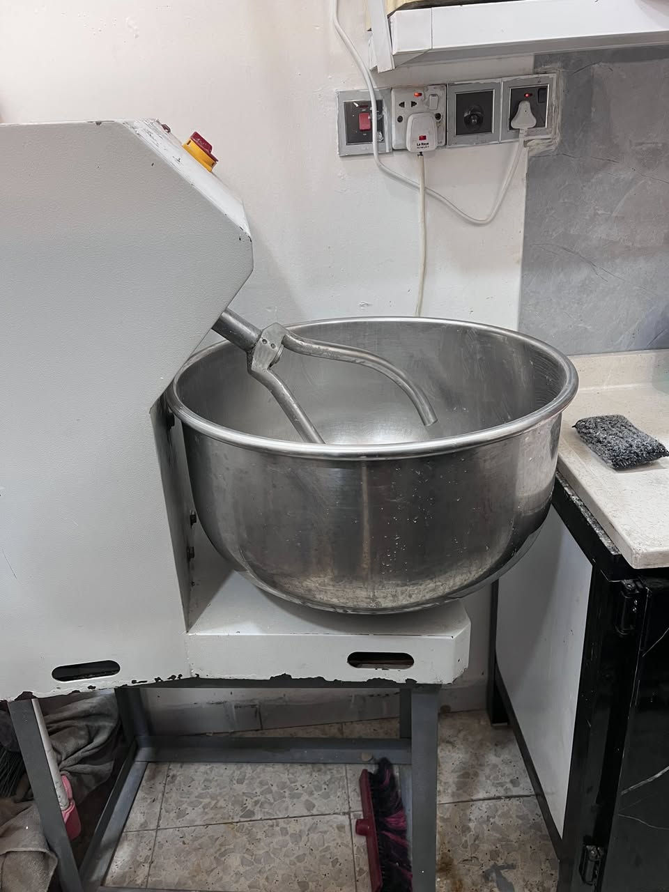 عجانه تركيه 25 كيلو سنكل *********** وات  ساب او خاص
