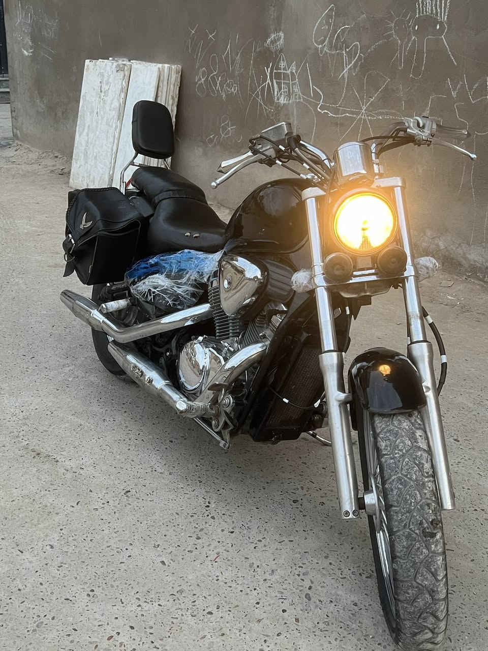 سلام عليكم دراجه هارلي للبيع الدراجه اوراق كامله ومكمركه العنوان بغداد العبيدي السعر ١٣٠٠وبيها مجال بسيط رقم ***********
