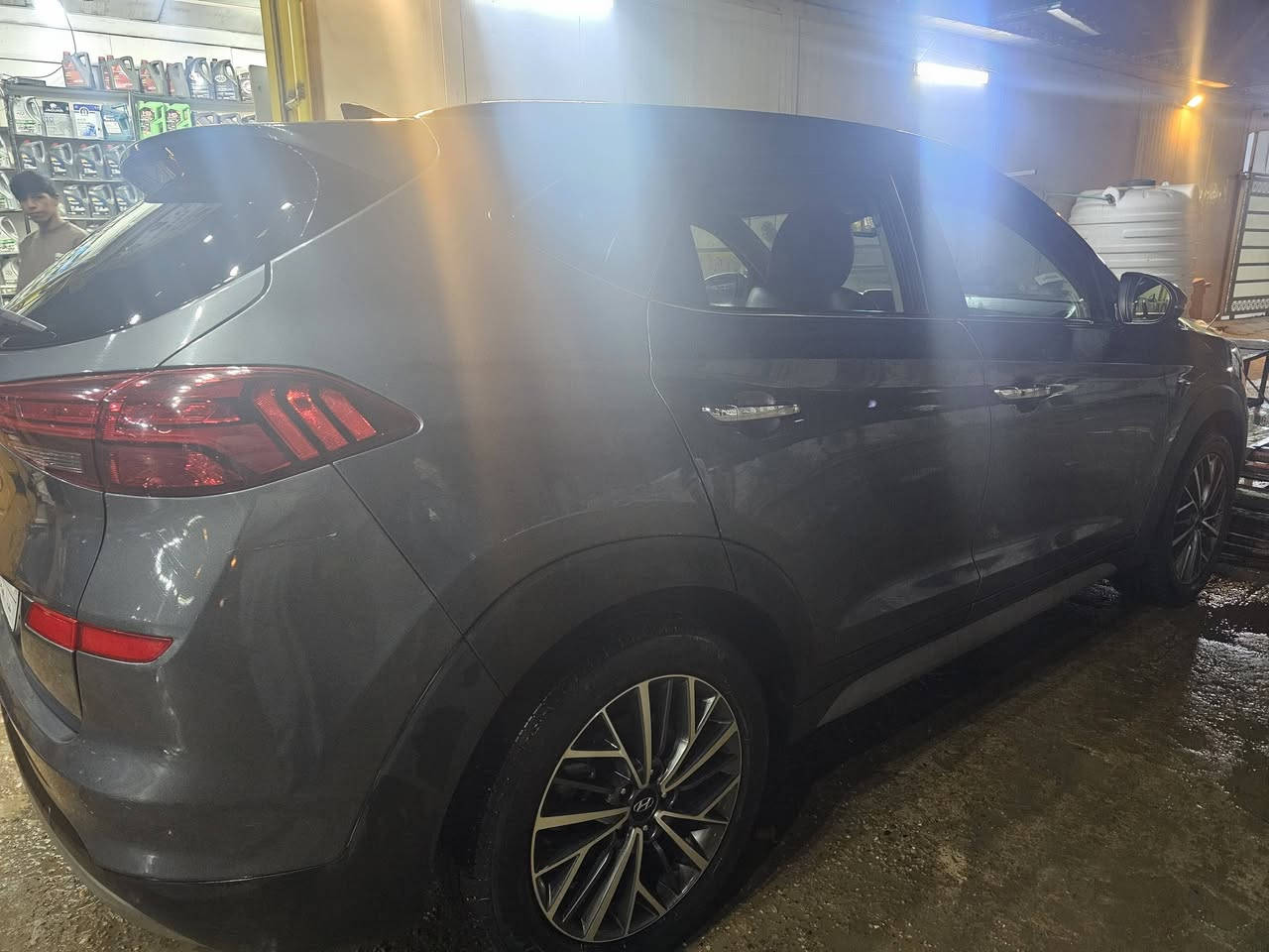 سلام عليكم سياره توسان 2021سيار لمتد فول الفول وارد امريكي حادث السياره دعاميه الخلفيه فقط ماشيه 45[***********]
