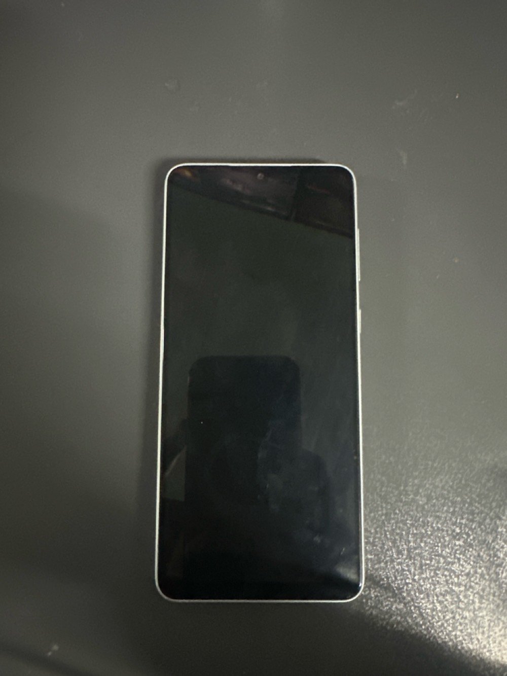 للبيع Samsung Galaxy A33 5G 📱

أعرض لكم جهاز سامسونك A33 5G بحالة ممتازة جداً ونظيفة، استخدام خفيف ومعتنى به بشكل جيد 👌

🔹 الجهاز شغال بدون أي مشاكل نهائياً
🔹 البطارية قوية وتدوم لفترة جيدة 🔋
🔹 الشاشة نظيفة بدون كسور أو خدوش واضحة
🔹 الكاميرات تعمل بشكل ممتاز وجودة تصوير عالية 📷
🔹 لا يوجد أي عطل أو تبديل قطع
🔹 الجهاز مفتوح ويقبل جميع الشبكات

💡 مناسب للاستخدام اليومي، السوشيال ميديا، الألعاب والتصوير

💰 السعر: 300,000 دينار عراقي (قابل للتفاوض)
📍 الموقع: البصرة – العراق
📦 التسليم يد بيد داخل البصرة أو حسب الاتفاق

📩 للتواصل والاستفسار الرجاء مراسلتي على الخاص