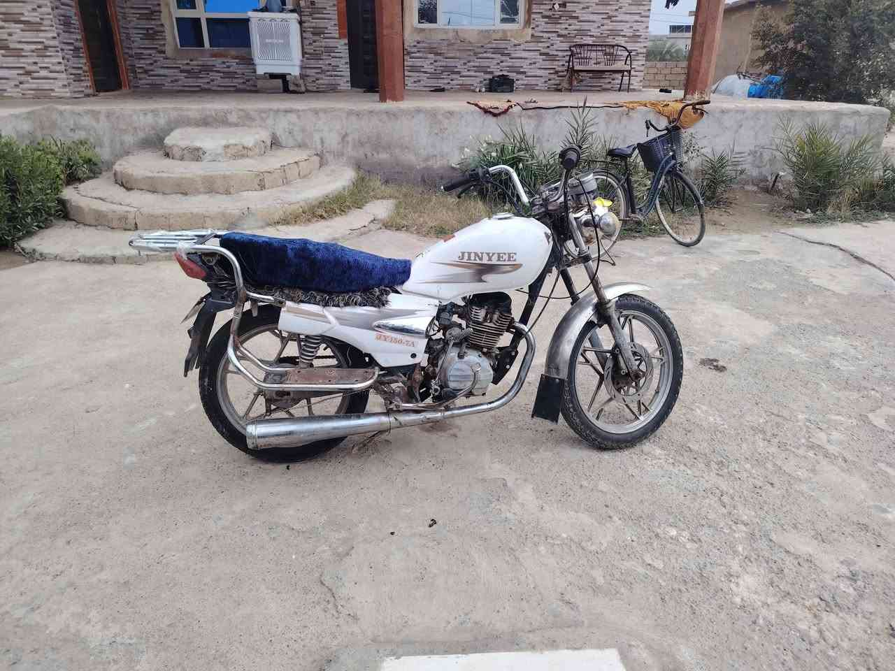 السلام عليكم يوجد موطور صاروخ للبيع محرك سافان موطور نضيف تايرات جدد بس شقل ومش السعر 200وبي مجال حك الجيه ويرهم مراوس


**إذا كنت صاحب هذا الإعلان وتريد حذفه لأي سبب، رجاءا أرسل رسالة إلى الدعم الفني**