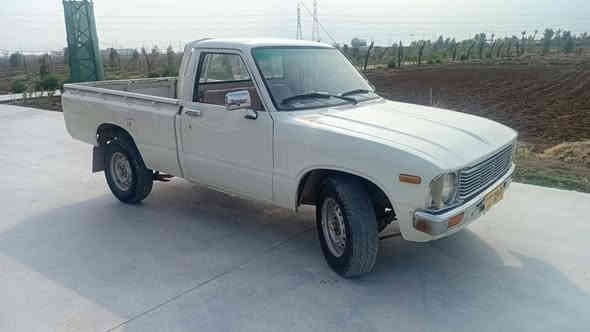 بيكب هايلوكس موديل ١٩٨٠ للبيع  
رقم الهاتف ***********
