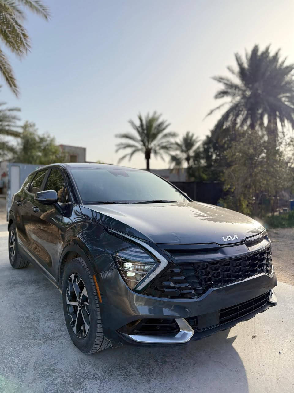 السلام عليكم
سبورتج موديل 2024
الفئه EX
حجم المحرك 2500 
عداد المسافه 48 الف 
المواصفات فول عده البنورامه
بصمه
تشغيل عن بعد
شاشه متصله
كراسي جلد
تدفئه مقاعد
تحكم تبريد لمس
ثلاث وضعيات قياده
رادرات جانبيه 
ردار امامي
لايتات عدسه زنون ابو الحجاب امريكي 
وباقي المواصفات المعروفه للسبورتج
السياره بدون رقم دخول جديد منفيس بسمي
ضرر السياره جملغ وبنيد صطحي مبدلات نفس لون  بدون ضرر للجزاء الداخليه للسياره شاصي لغود مكفوله ما عده بارد بقاعده تثبيت الجملغ الايسر سياره بدون قطره صبغ 
مكان السياره حله
سعر السياره 177 ورقه 
اي استفسار 
***********
***********
