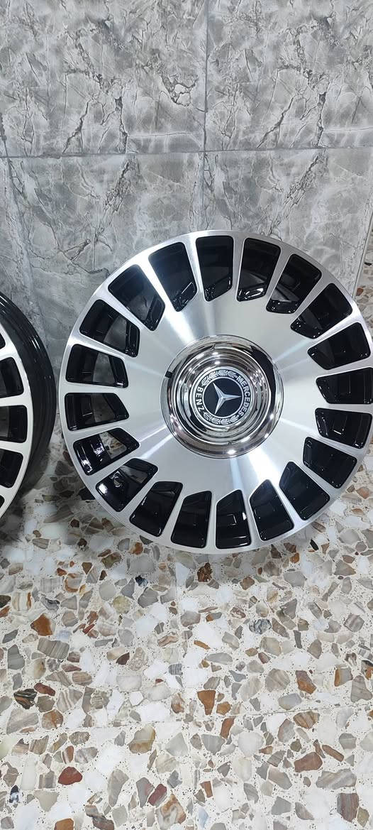 ويل مايباخ حجم 18 جديد بالكارتون النوعيه الجيده الكوالتي ***********
