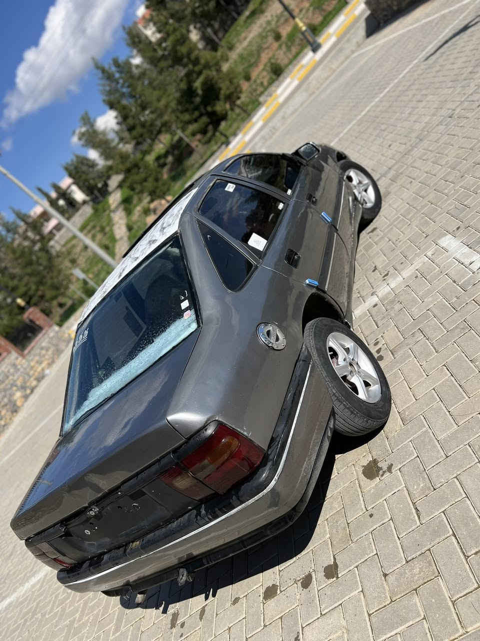 ئۆپڵ فیکترا مەکینە ٢٠ گێر عادی سلاید مۆدیل ١٩٩٣ علوج موس و براوەی بە شەرت گێرو مەکینە بە شەرت حیزام نیە بەس بە حیزام ئەیفرۆشم کارەبای و فلچەو لایت یش ئەکات تەقەو رەقەی نیە  ١٨ گەلاو مەجالی برایانە لە هەلەبجەی شەهیدە


**إذا كنت صاحب هذا الإعلان وتريد حذفه لأي سبب، رجاءا أرسل رسالة إلى الدعم الفني**