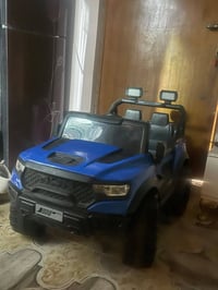 سياره اطفال • ريموت • استعمال شهرين