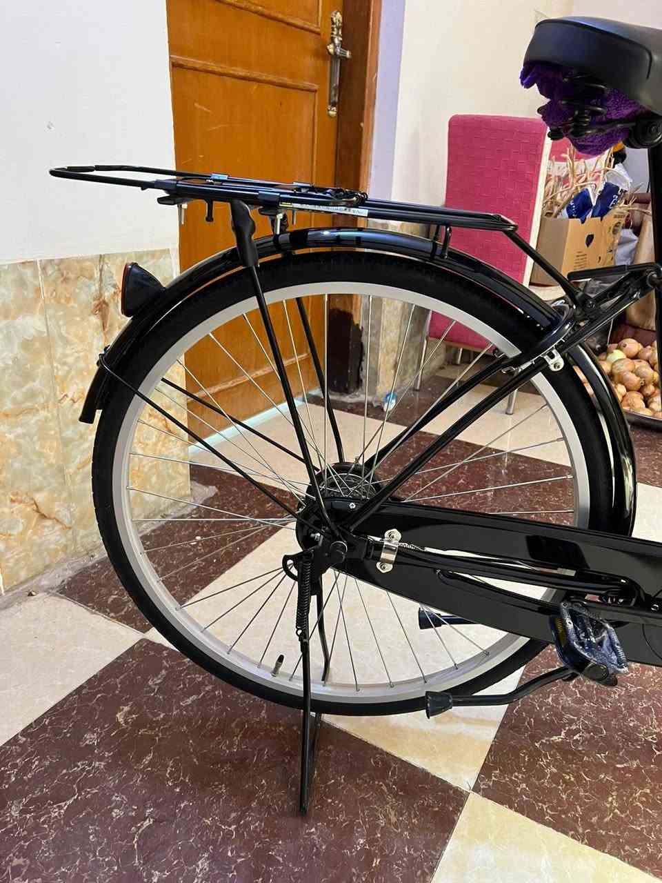 السلام عليكم ورحمة الله وبركاته بايسكل للبيع حجم 24
السعر 140 حي الشهداء سيف سعد للاستفسار الاتصال على الرقم ***********
