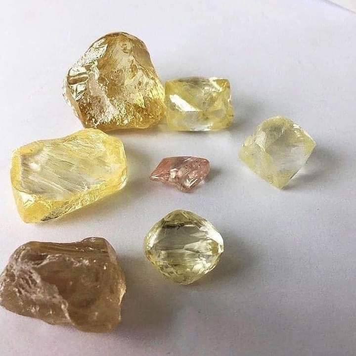 Top quality ofnatural rough diamo.d
For sell
Big size
300 usd per ct
Worldwide shipment


**إذا كنت صاحب هذا الإعلان وتريد حذفه لأي سبب، رجاءا أرسل رسالة إلى الدعم الفني**