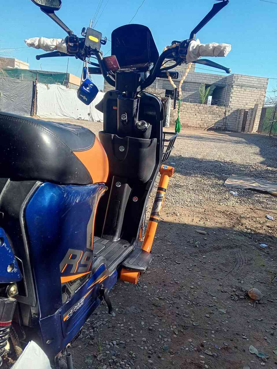 إعادة النشر بسبب الوعود الكاذبة 

السلام عليكم..موطور(R9sport)
المواصفات 

1/بطاريات شرط.
2/نضام بلوتوث.
3/ضوء زنون.
4/دبل اشاير 2.
5/تواير جدد2.
6/اربع4سرع.
7/نضافته.90/100
الموطور جاهز من كلشي شغل وتطلع (السعر430وبي مجال)ه‍ــ.***********.الخاص مفتوح✋💸
