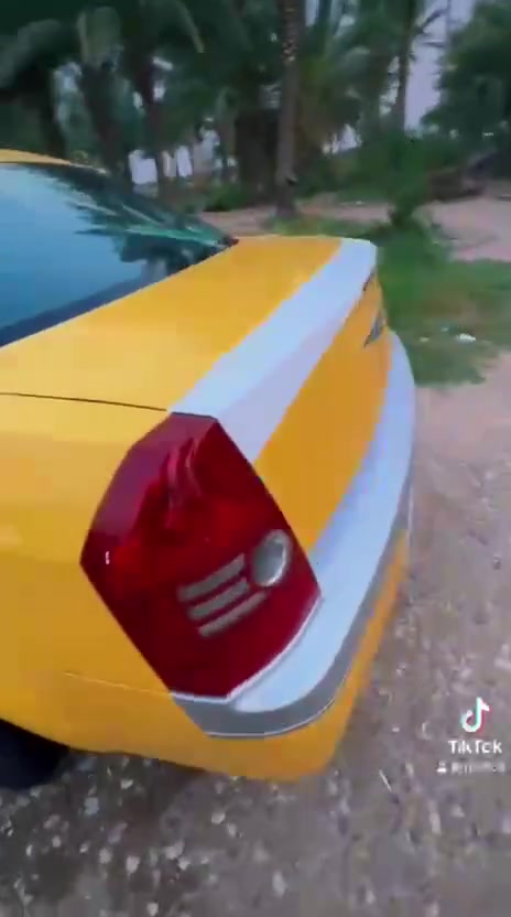 سلام عليكم اوباما  سياره كلين فقط جاملغ اليسر ابدل حداديه تخم تاير سياره اكسن هيمي السعر 120 وبيه مجال الرقم ***********
