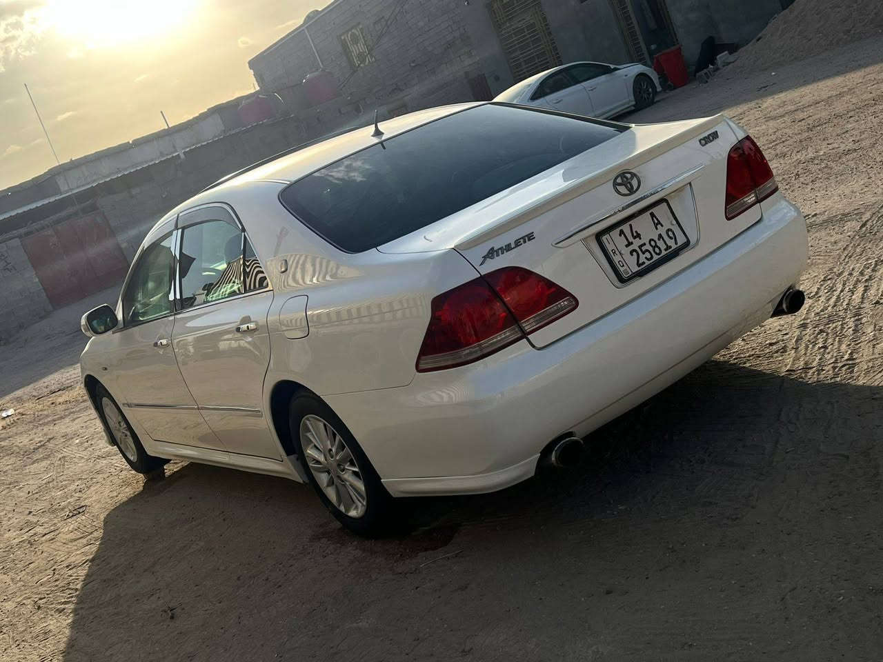 #سلام عليكم للبيع فقط شاهينه2005 ابيض صدفي ماشيه118الف
بصمة   رقم بصره انكليزي  دخول جديد شرط مداور واضبارهً  شاصي 82 محرك 3000✈️اثلت 
مواصفات 3 دكم 
كشنات  حضن + تدفئه + خزن + تحكم كهربائي بالكامل 
تبريد قطعتين سبلت 
تحكم ستيرن بالكامل 
مري شفط  + ترحيب عند الاقتراب
كامره خلفيه دواره 
   تخم تاير 
جام اوتو بالكامل 
مثبت سرعه 
لايت 5 قطع 
نضام سبورت✈️
سبايدرات بلاد 
5بصمات تشغل وابواب وجنطه 
فتحه سقف سلايت 
داخل اسود+كشنات حضن 
السياره جديده بعده بريحه اليابان  احله من الصور   نصبته كلش حلوه ومكفوله من ضربه وكصة وأصوليات والعيب الشرعي وجاهزه حداده  مابيه اي نقص مكان البصره  
اي استفسار خاص وتساب اتصال ***********
السعر 145بيها مجال
