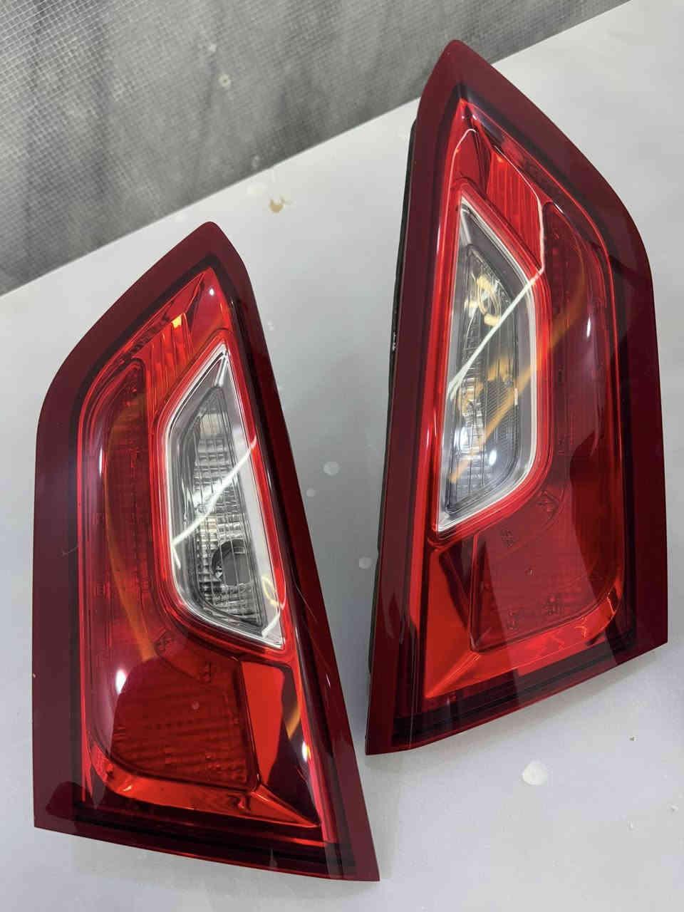 طخم بك لايت اصلي مال تفليش ماليبو 2023  يتوفر توصيل جميع المحافظات ***********
