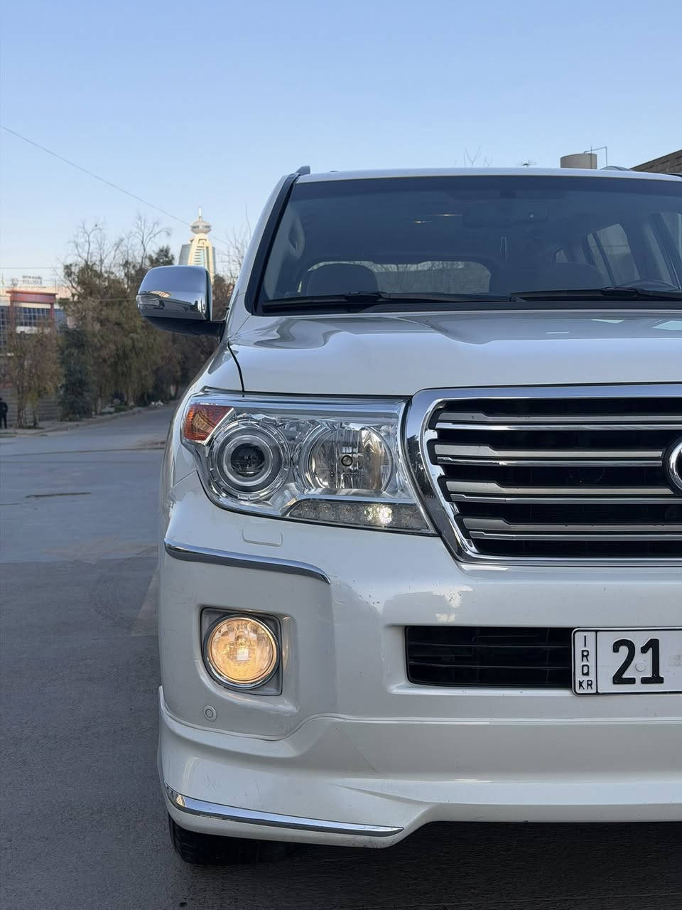 بسم الله الرحمن الرحيم 

 لاندكروزر   2015  شريكه جيهان   G.XR  🖐️🖐️

سيارة مكفولة  كفالة  عامة  من  كلشى   ماشى  131 الف كيلو

🔴  حجم محريك  V6   محريك    بدون فتح  🖐️
🔴 سيارة   جاهزة  من كلشى  گير و محريك و كهربائى 🖐️

🔴  مواسفات
{ بصمه - فتحه - 8 ارباك - شاشه كاميرا - تشغيل عن بعود
- كوشن كهربائى - ڤوليوم - بلاجكتور  - ثلاجه - بعد }

🔴  سعر    -      388 💵
🔴  مكان  -     سليمانية  🌇
🔴  تلفون  -     4007 150 0770  ☎️


**إذا كنت صاحب هذا الإعلان وتريد حذفه لأي سبب، رجاءا أرسل رسالة إلى الدعم الفني**