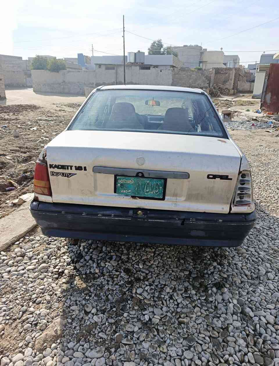 كاديت
موديل91
محرك وكير شرط 
ستيرن بور 
سنويه خضرا كاربون بانزين 
السعر 16 
رقم الموبايل ***********
